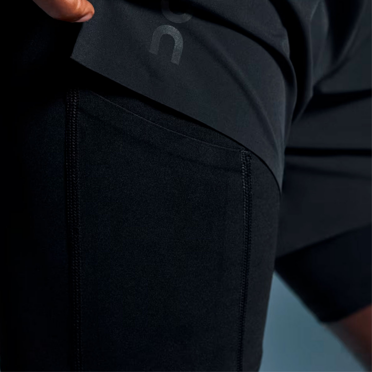 5' PERFORMANCE 2/1 SHORTS 1 BLACK 