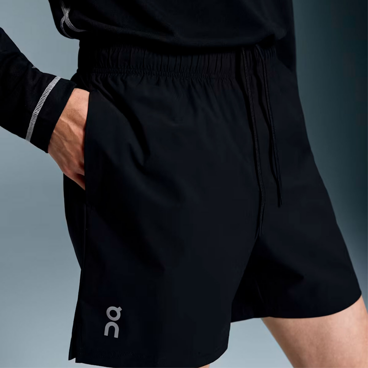 5' CORE SHORTS 1 BLACK 