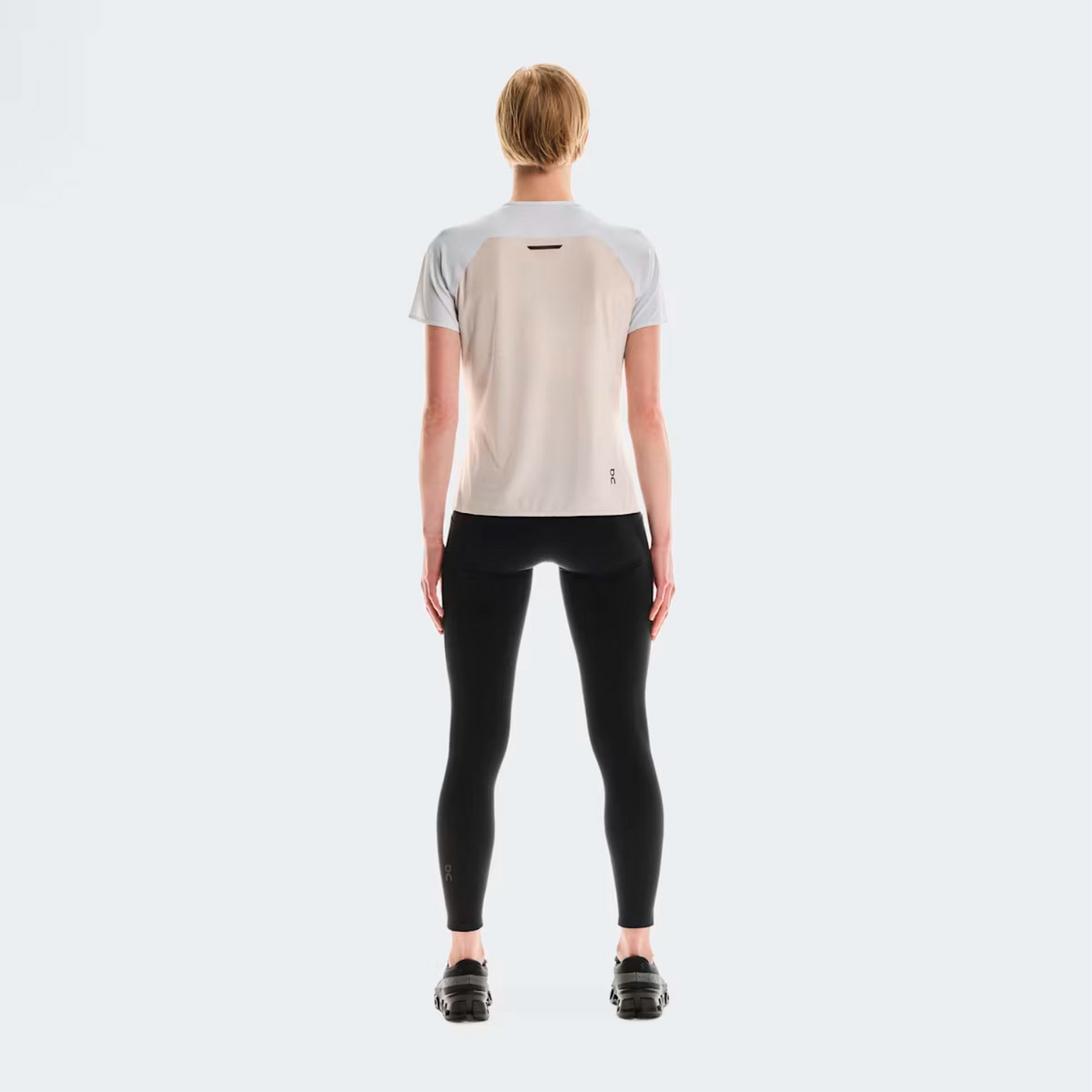 PERFORMANCE-T WHITE | SILVER 