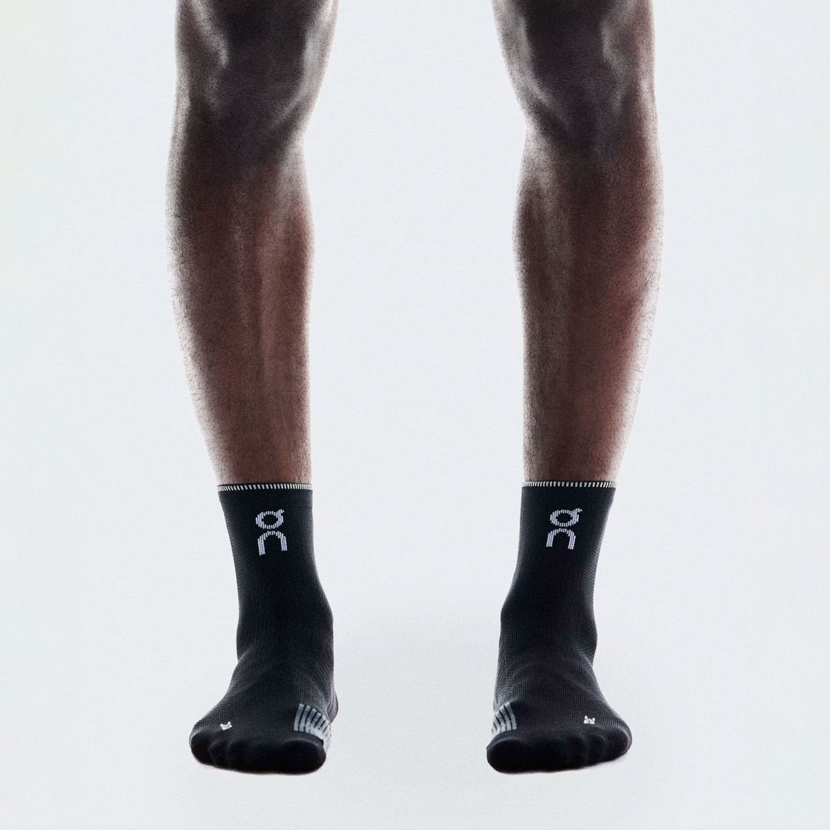 PERFORMANCE RUN SOCK MID BLACK | ECLIPSE 